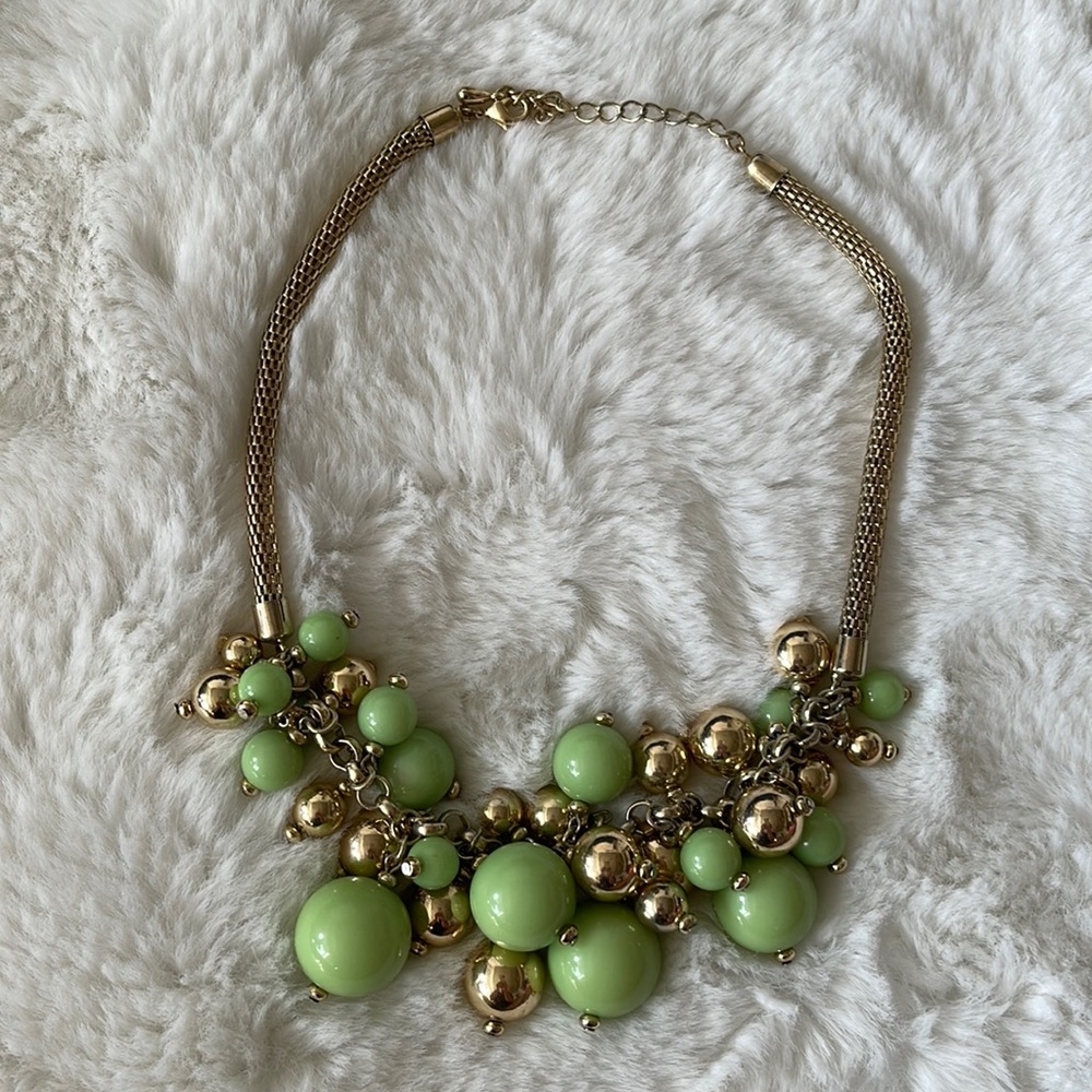 No name oversized bead cluster necklace